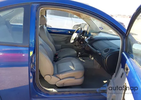 2008 Volkswagen New Beetle S from USA, damaged, VIN 3VWPW31C28M518785